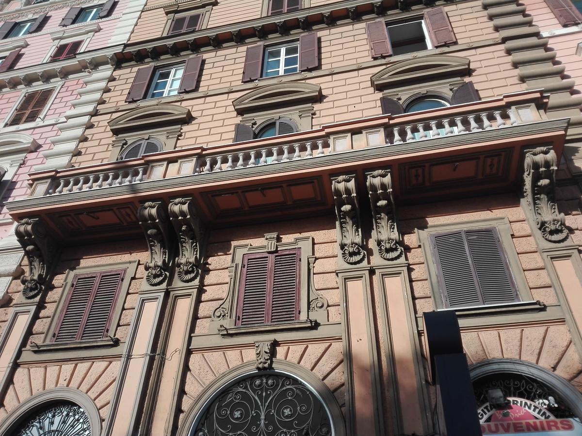 Appartamento Un Caffè Sul Balcone 2 *